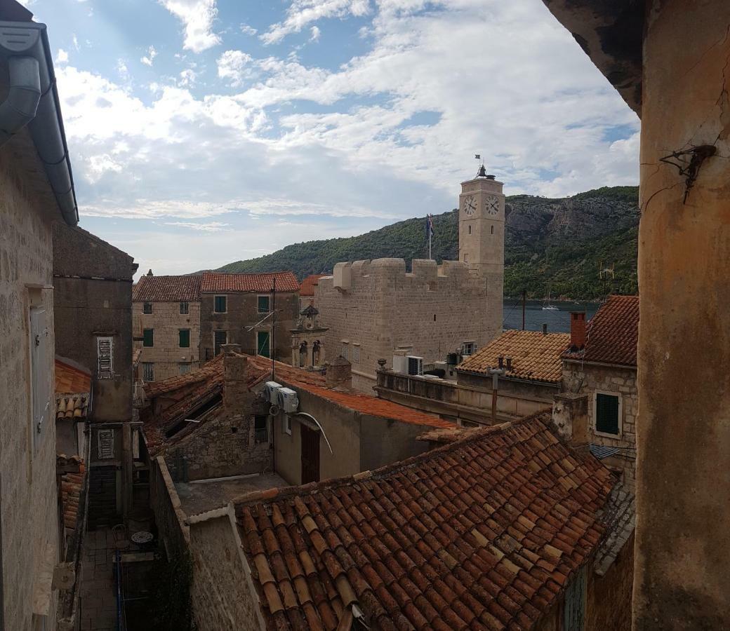 Val Comeza Hotel Komiza Exterior photo